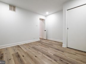 1805 Chestnut Street, Philadelphia PA 19103