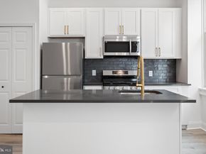 1805 Chestnut Street, Philadelphia PA 19103