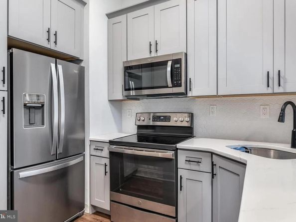 3 N Columbus Boulevard PL202, Philadelphia PA 19106