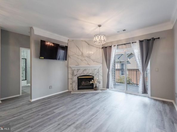 1581 Spring Gate Drive 5403, Mclean VA 22102