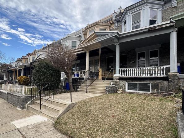4935 Pulaski Avenue, Philadelphia PA 19144
