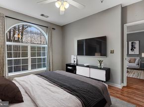 4560 Strutfield Lane 1110, Alexandria VA 22311