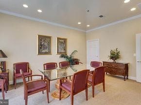 4560 Strutfield Lane 1110, Alexandria VA 22311