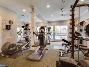 4560 Strutfield Lane 1110, Alexandria VA 22311