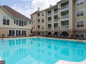 4560 Strutfield Lane 1110, Alexandria VA 22311