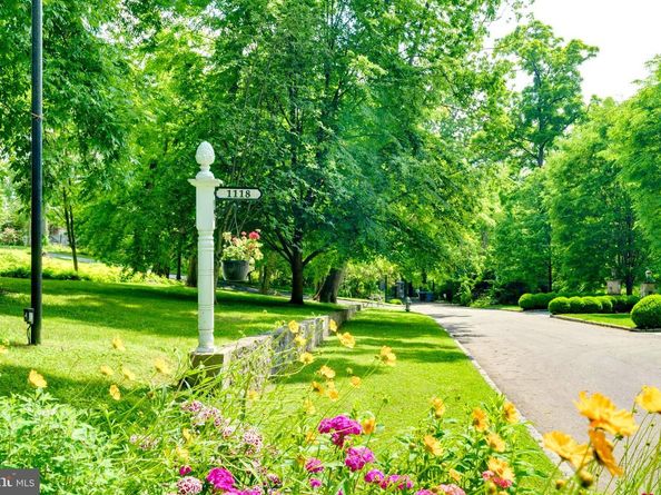 1118 Indian Creek Rd, Wynnewood PA 19096