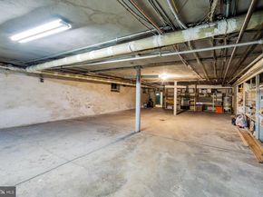 1118 Indian Creek Rd, Wynnewood PA 19096