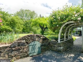 1118 Indian Creek Rd, Wynnewood PA 19096