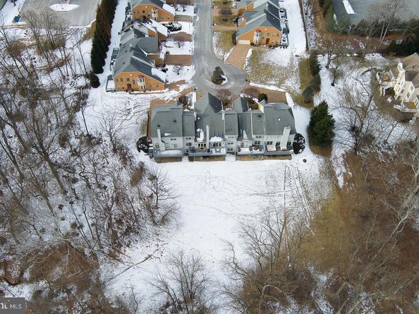 127 Springton Mews Circle, Media PA 19063