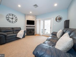 127 Springton Mews Circle, Media PA 19063