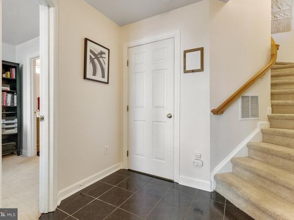 5826 Pearson Lane, Alexandria VA 22304