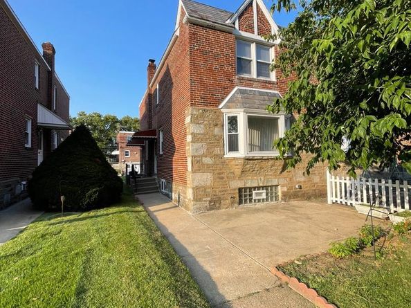 2333 Ripley Street, Philadelphia PA 19152