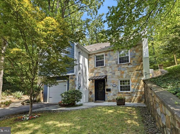 2617 S Arlington Ridge Road, Arlington VA 22202