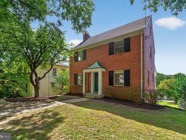 5620 Macarthur Boulevard NW, Washington DC 20016