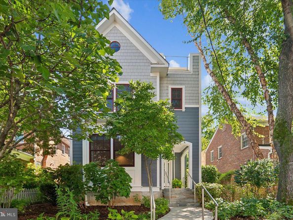5321 43rd Street NW, Washington DC 20015