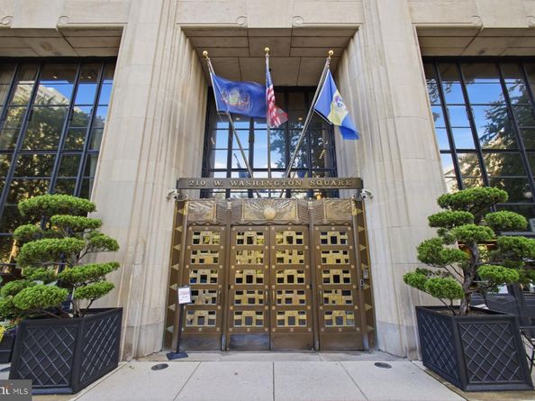 210 W Washington Square 6N, Philadelphia PA 19106