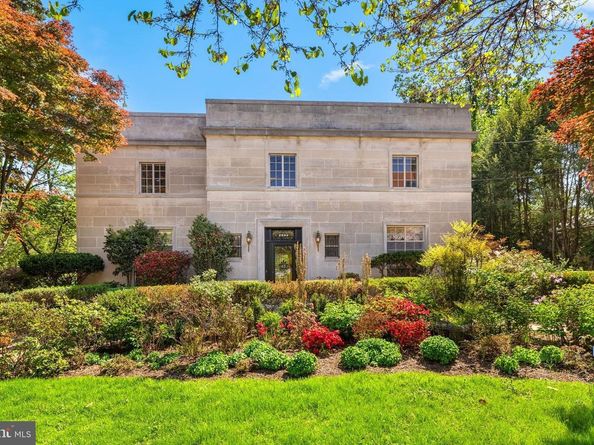 2884 Woodland Drive NW, Washington DC 20008