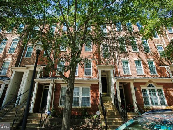 419 Cameron Station Boulevard, Alexandria VA 22304