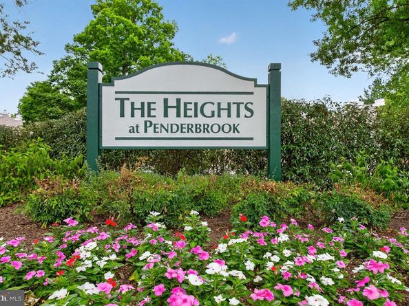 12103 Green Ledge Court 101, Fairfax VA 22033