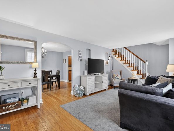 109 Runnymede Avenue, Jenkintown PA 19046