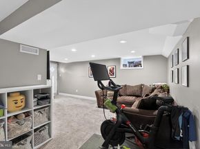 109 Runnymede Avenue, Jenkintown PA 19046