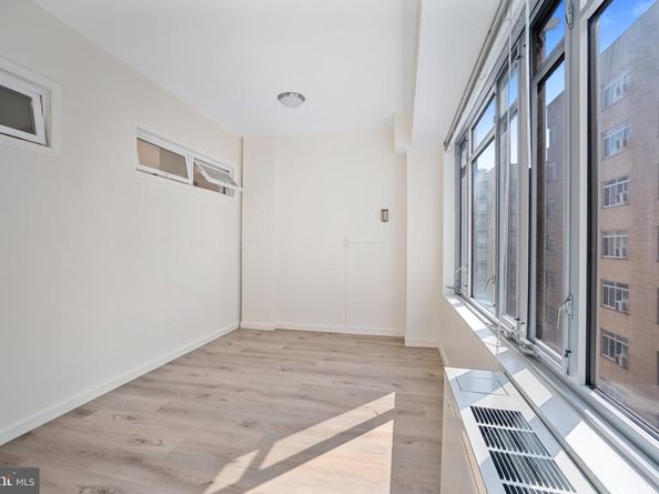 1711 Massachusetts Avenue NW 522, Washington DC 20036