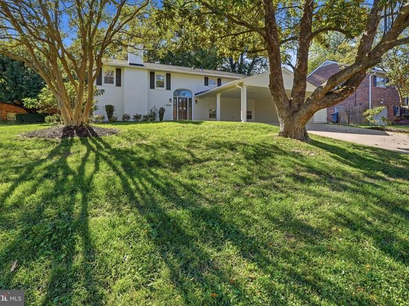 2824 Elsmore Street, Fairfax VA 22031