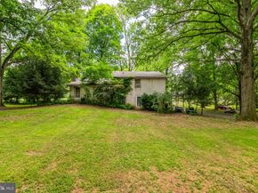 1155 Mount Eyre Road, Washington Crossing PA 18977