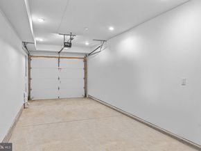 3845 Ridge Avenue, Philadelphia PA 19132