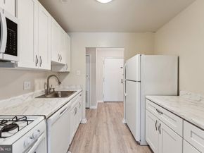 3100 S Manchester Street 323, Falls Church VA 22044