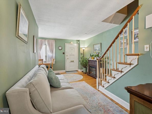 1133 Agnew Drive, Drexel Hill PA 19026