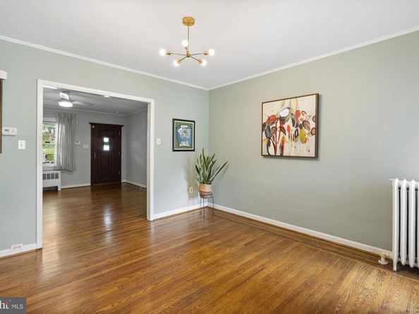 475 Pensdale Street, Philadelphia PA 19128