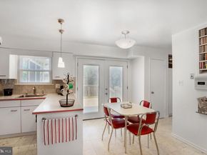 7966 Arden Court, Dunn Loring VA 22027