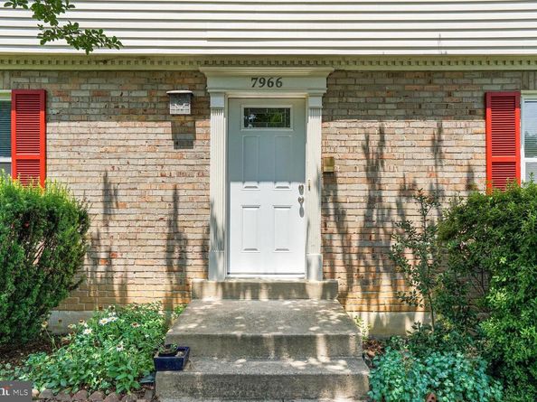 7966 Arden Court, Dunn Loring VA 22027