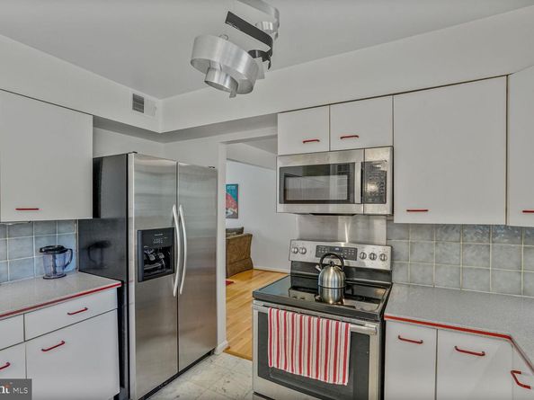 7966 Arden Court, Dunn Loring VA 22027
