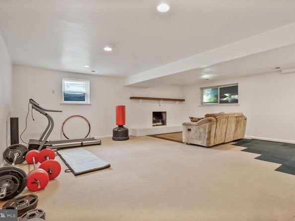 7966 Arden Court, Dunn Loring VA 22027