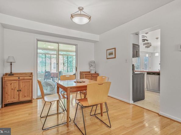 7966 Arden Court, Dunn Loring VA 22027