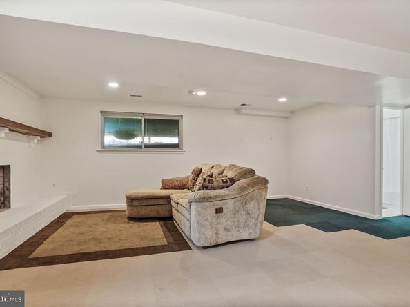 7966 Arden Court, Dunn Loring VA 22027
