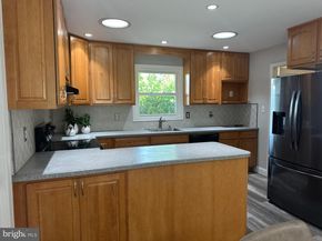 1332 Cinnamon Drive, Fort Washington PA 19034