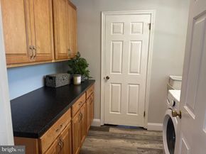 1332 Cinnamon Drive, Fort Washington PA 19034