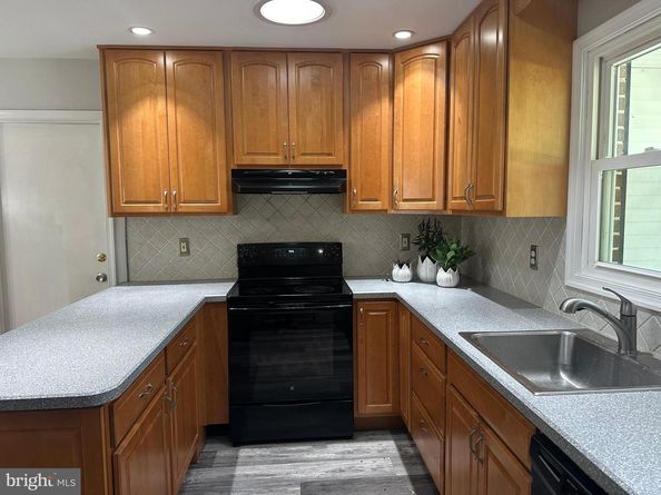 1332 Cinnamon Drive, Fort Washington PA 19034