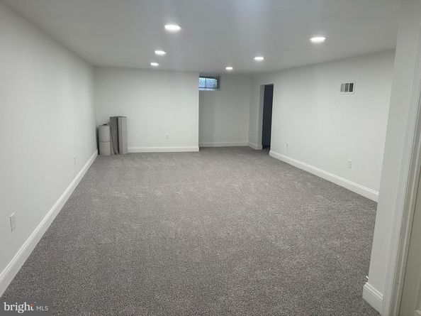 1332 Cinnamon Drive, Fort Washington PA 19034
