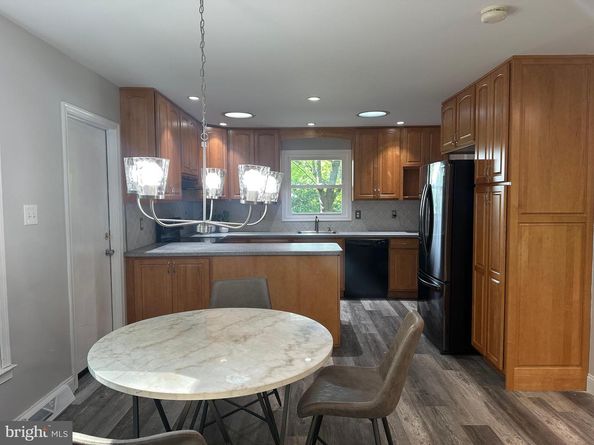 1332 Cinnamon Drive, Fort Washington PA 19034
