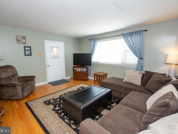 1702 Arthur Street, Philadelphia PA 19152