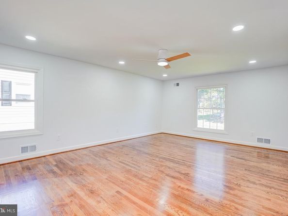 8712 Harness Trail, Potomac MD 20854