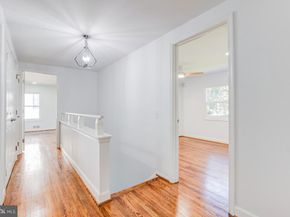 8712 Harness Trail, Potomac MD 20854