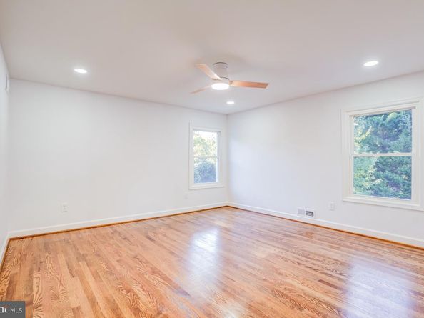 8712 Harness Trail, Potomac MD 20854