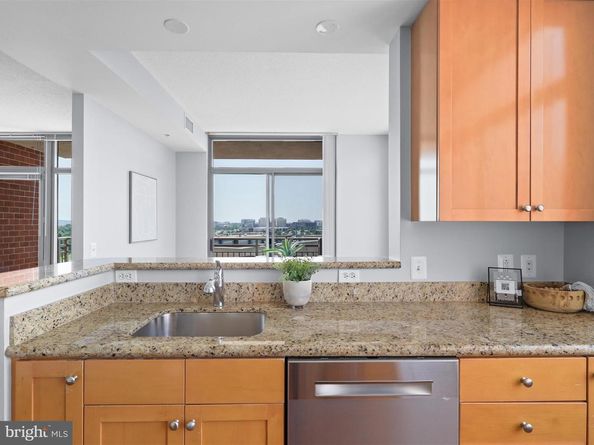 3650 S Glebe Road 851, Arlington VA 22202