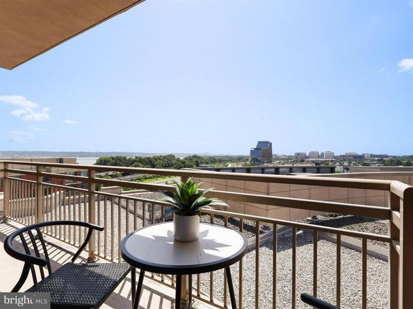 3650 S Glebe Road 851, Arlington VA 22202