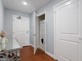 3650 S Glebe Road 851, Arlington VA 22202